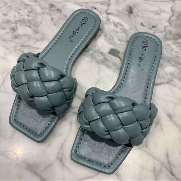 NEW ✨💙 Woven Square Toe Slides Sandals - Picture 2 of 4